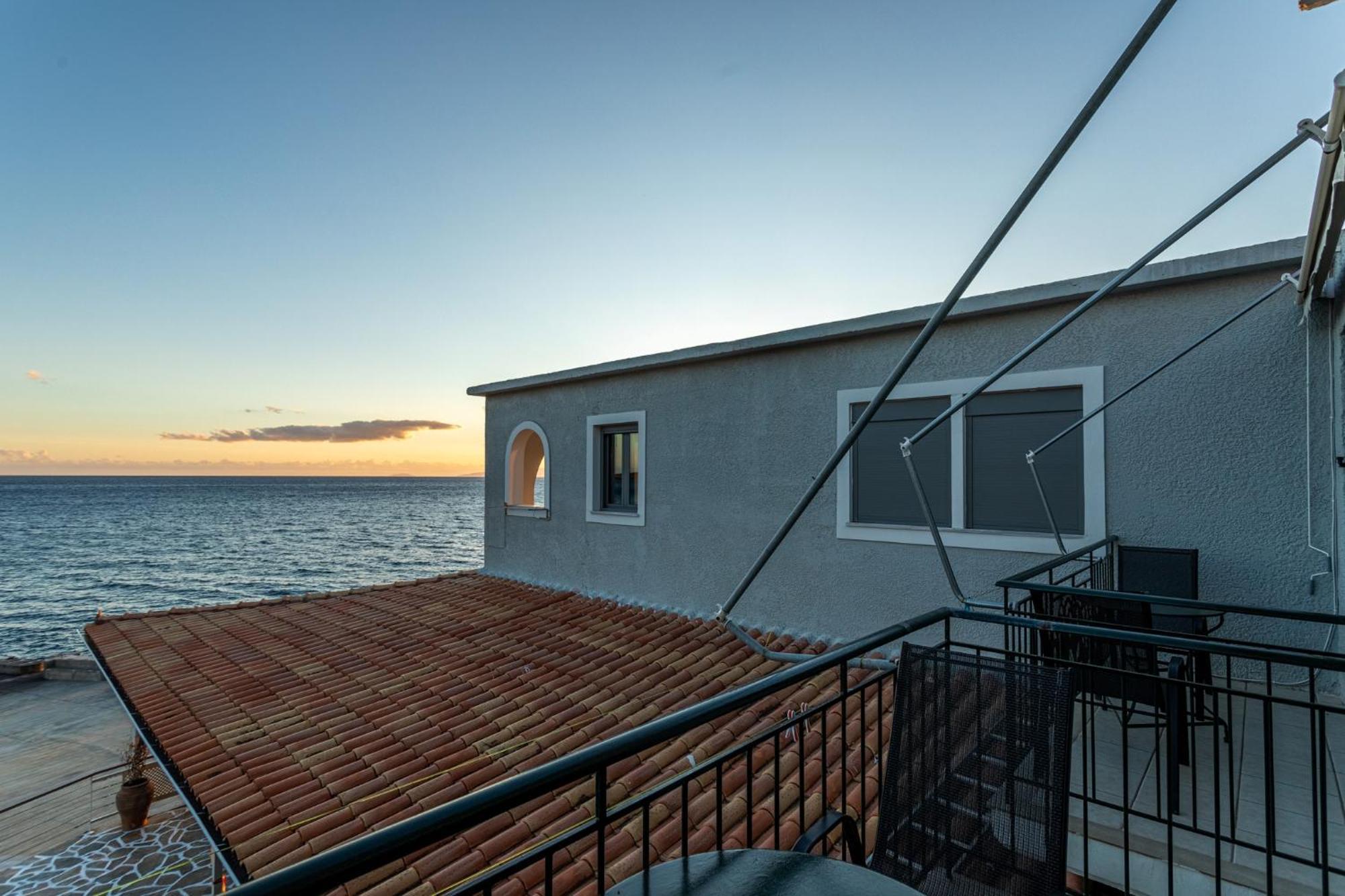 Marina Aparthotel การ์ดามมีลี ภายนอก รูปภาพ