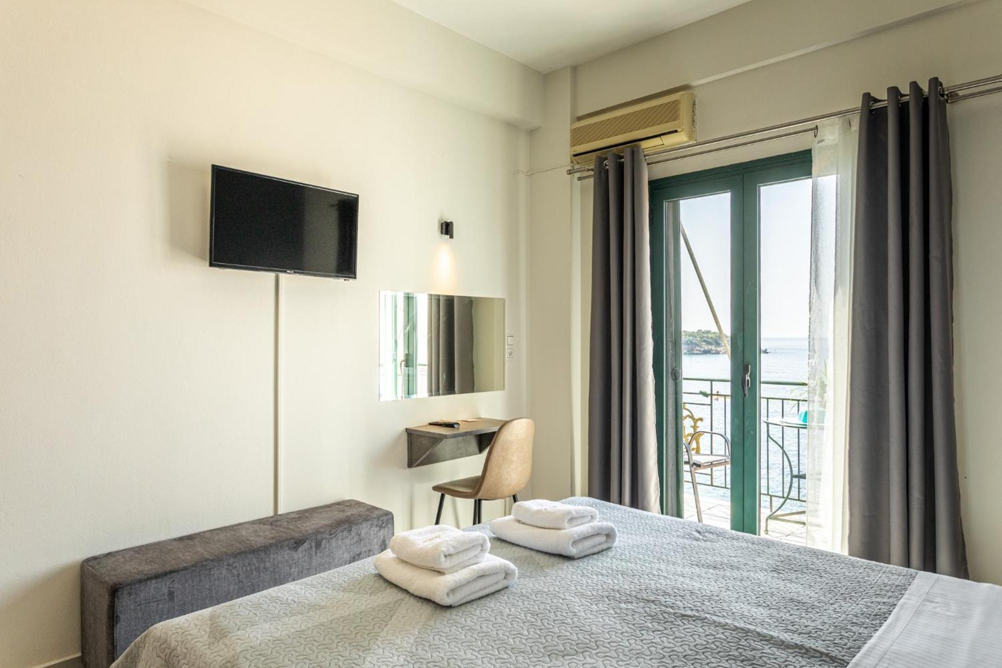 Marina Aparthotel การ์ดามมีลี ภายนอก รูปภาพ