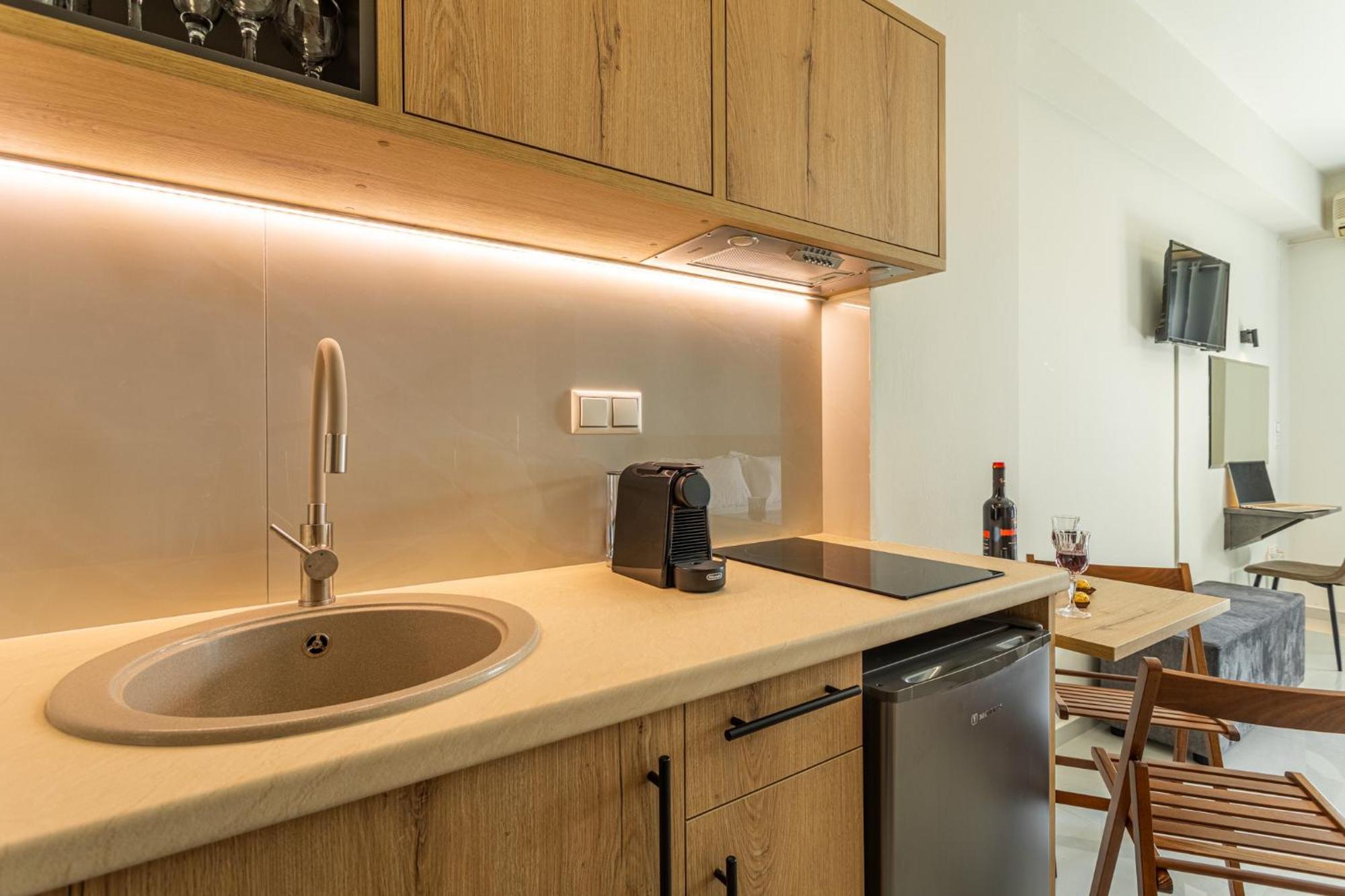 Marina Aparthotel การ์ดามมีลี ภายนอก รูปภาพ
